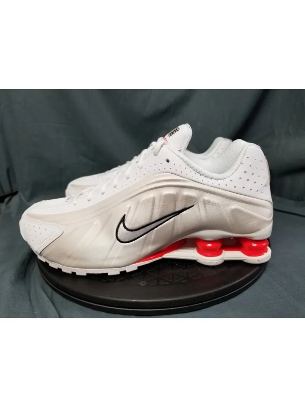 Nike Shox R4 White Phantom Picante Red AR3565 103 Women's Size 8.5 NEW NO BOX!